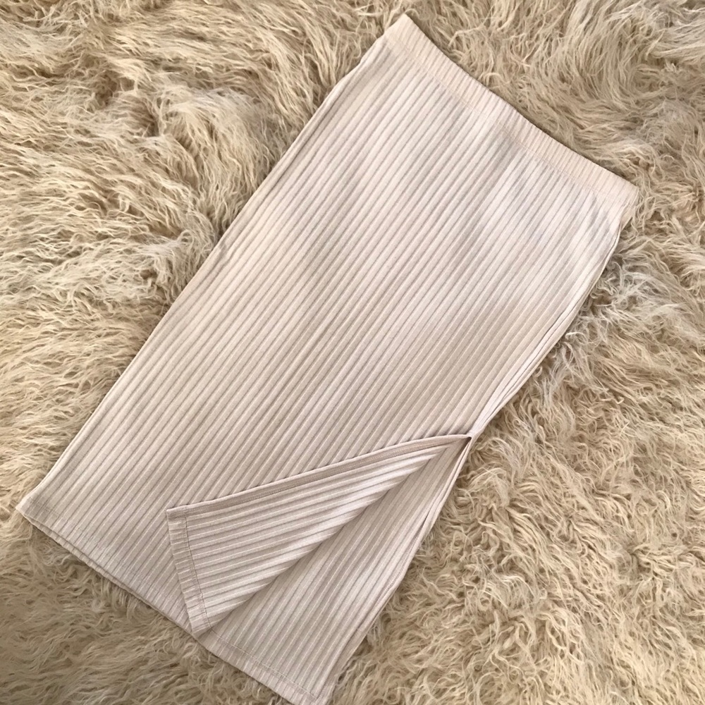 Forever 21 body con skirt
